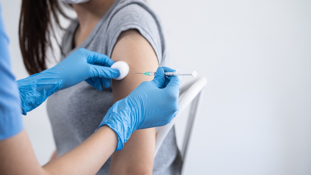 Vaccinarsi contro l’influenza: meno rischi per i più vulnerabili