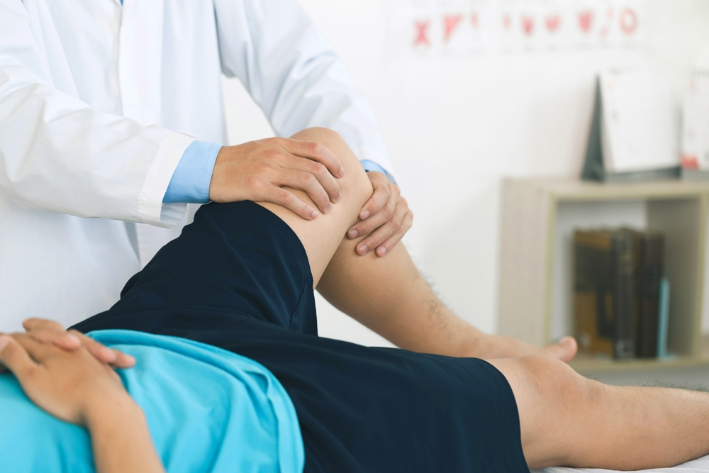 bambino durante la visita medica sportiva non agonistica