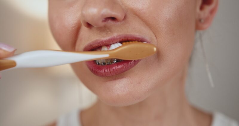 Salute orale e qualità del respiro iniziano dall’igiene dentale quotidiana