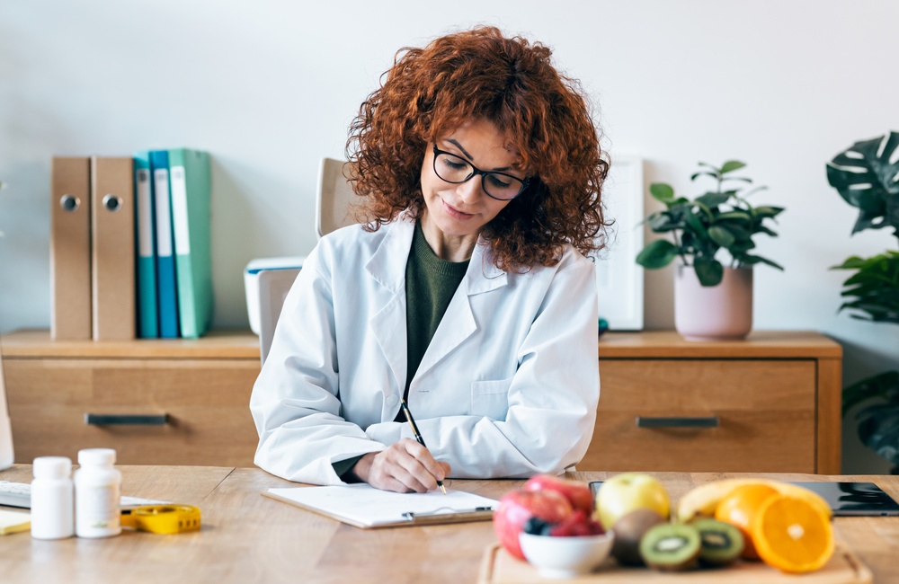 Normopeso e obesità spiegati durante una consulenza nutrizionale